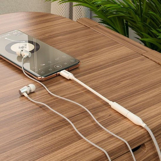 Hoco USB-C naar 3.5mm Jack (female) Aux Connector Wit afbeelding 4