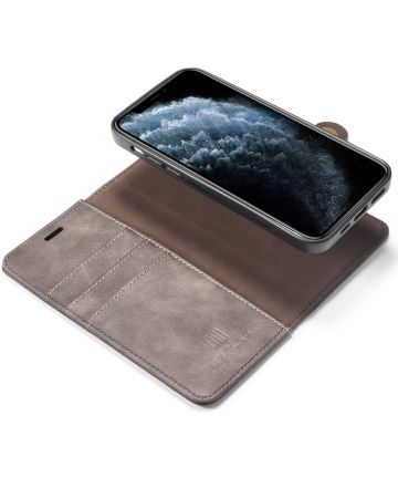 Apple iPhone 13 Pro Hoesje 2-in-1 Book Case en Back Cover Coffee Hoesjes