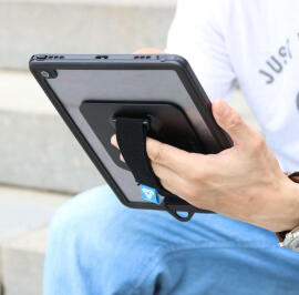 Armor-X Apple iPad 10.2 (2019/2020) Hoes Shockproof met Strap Zwart afbeelding