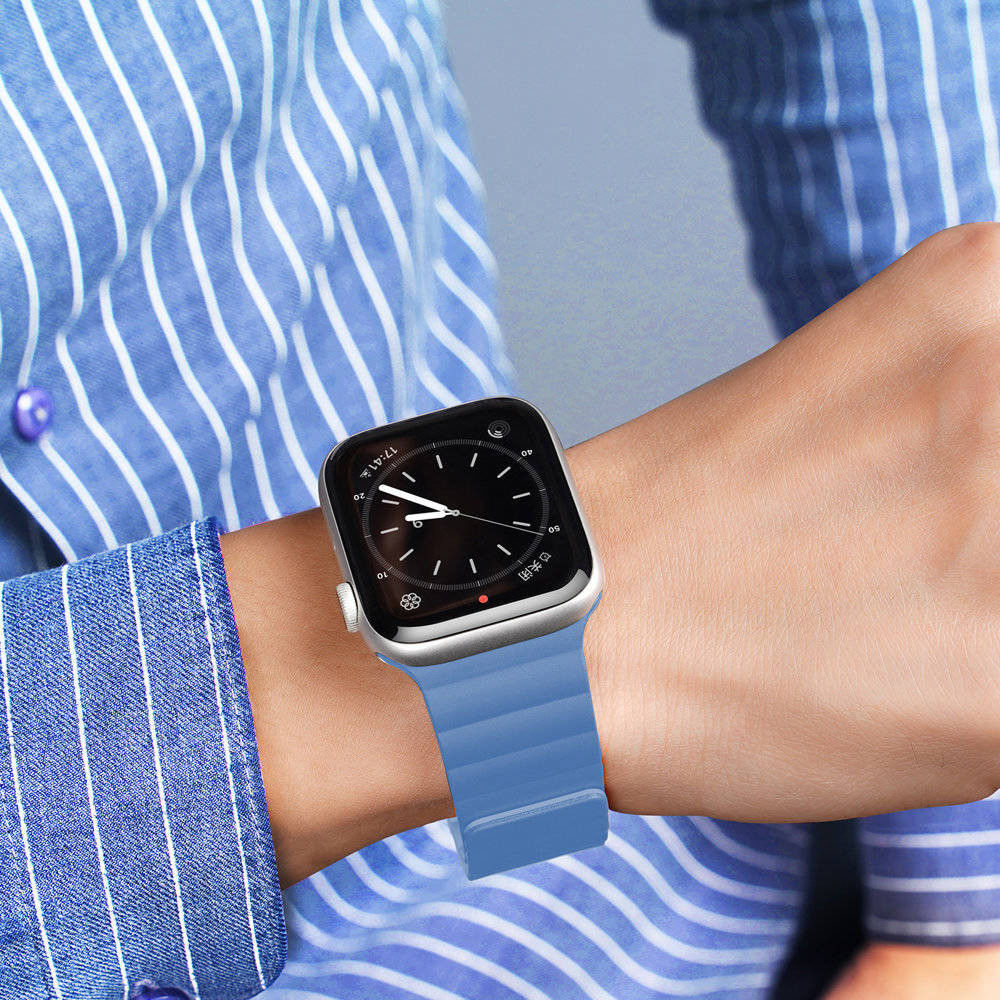 Dux Ducis Apple Watch Bandje - 1-10/SE - 38/40/41/42MM - Magneetsluiting - Blauw afbeelding 4
