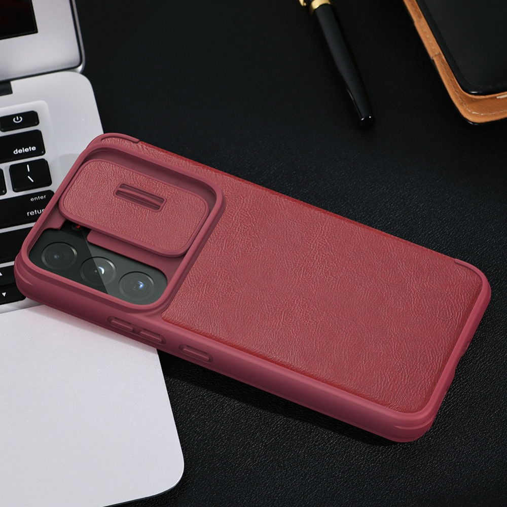 Nillkin Qin Samsung Galaxy S22 Plus Hoesje met Camera Slider Rood afbeelding 12