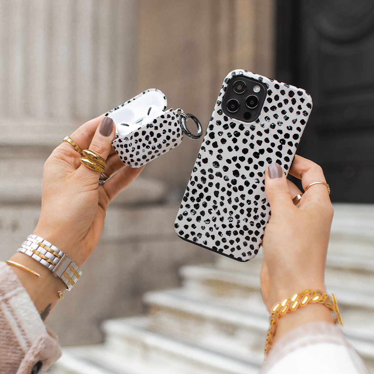 Burga Tough Case Apple AirPods 3 Hoesje Almond Latte afbeelding 6