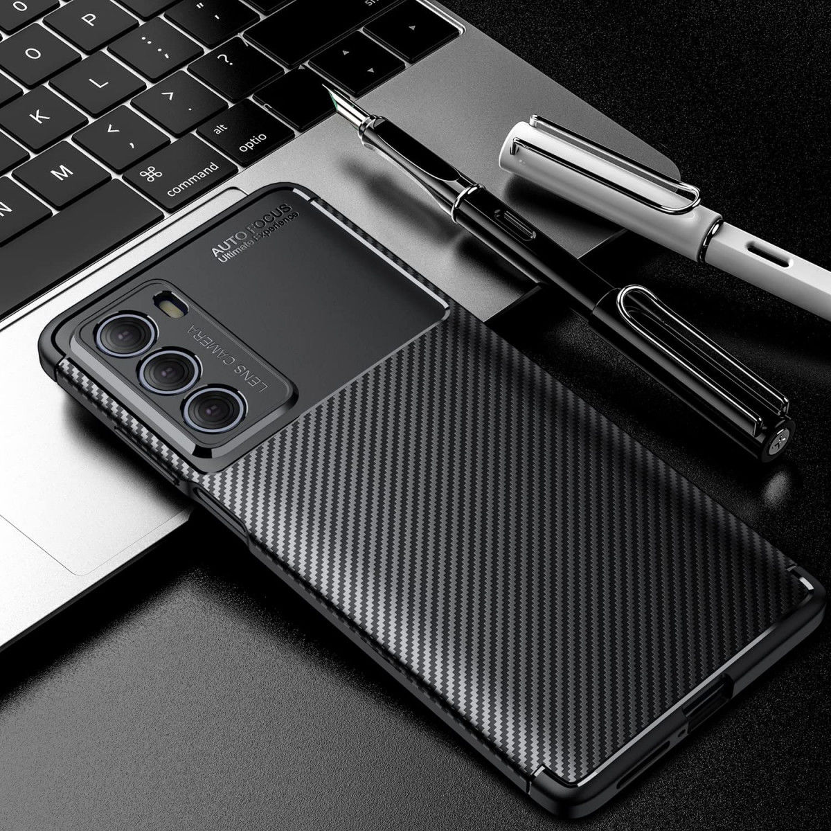 Motorola Moto G200 5G Hoesje Siliconen Carbon TPU Back Cover Zwart afbeelding 4