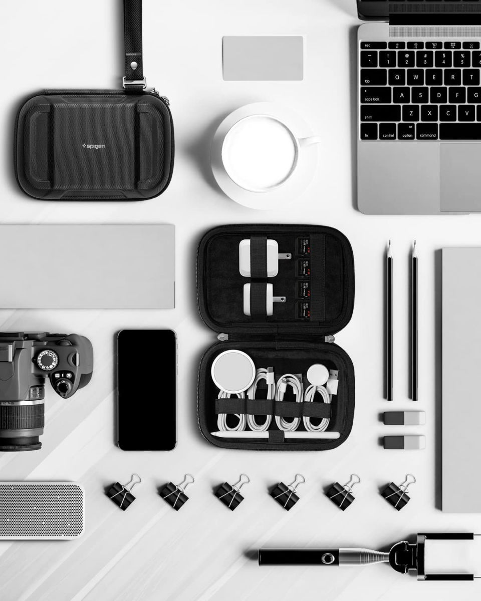 Spigen Rugged Armor Pro Cable Organizer - Opbergtas Bandjes/Kabels afbeelding 7