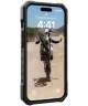 Urban Armor Gear Pathfinder Apple iPhone 15 Hoesje Magsafe Ice
