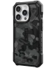 Urban Armor Gear Pathfinder Apple iPhone 15 Pro Hoesje Back Cover Camo