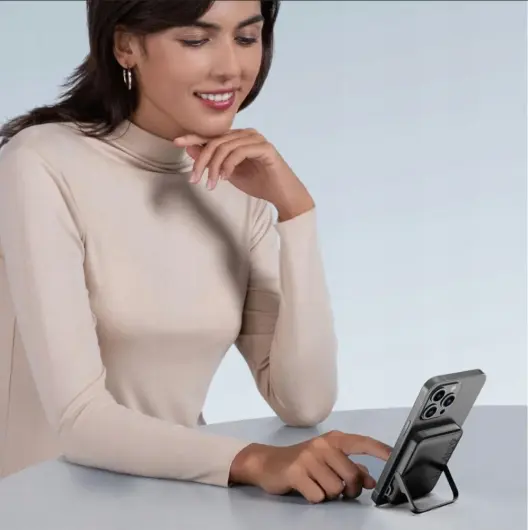 Anker 322 MagGo (7.5W) MagSafe Powerbank met Standaard 5.000 mAh Zwart afbeelding 4