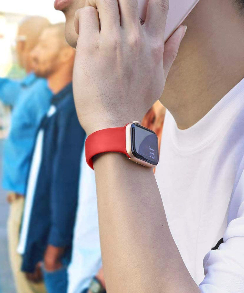Apple Watch 41MM / 40MM / 38MM Bandje Siliconen met Drukknoop Sluiting Rood afbeelding 3