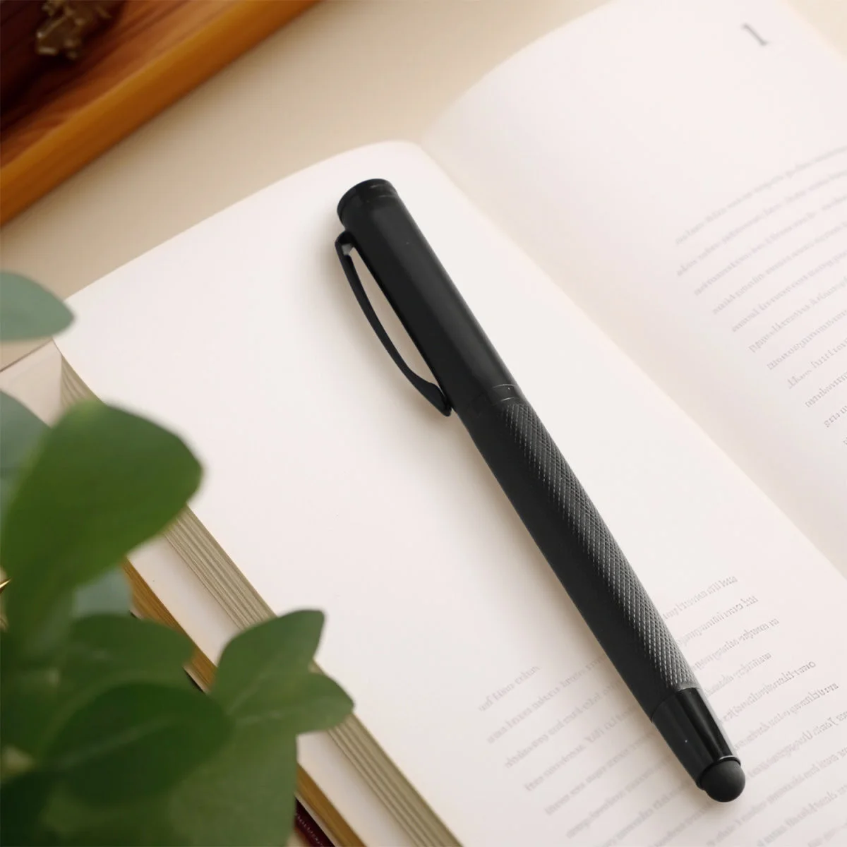 4Smarts 2in1 ErgoRib Stylus Pen Zwart afbeelding 5