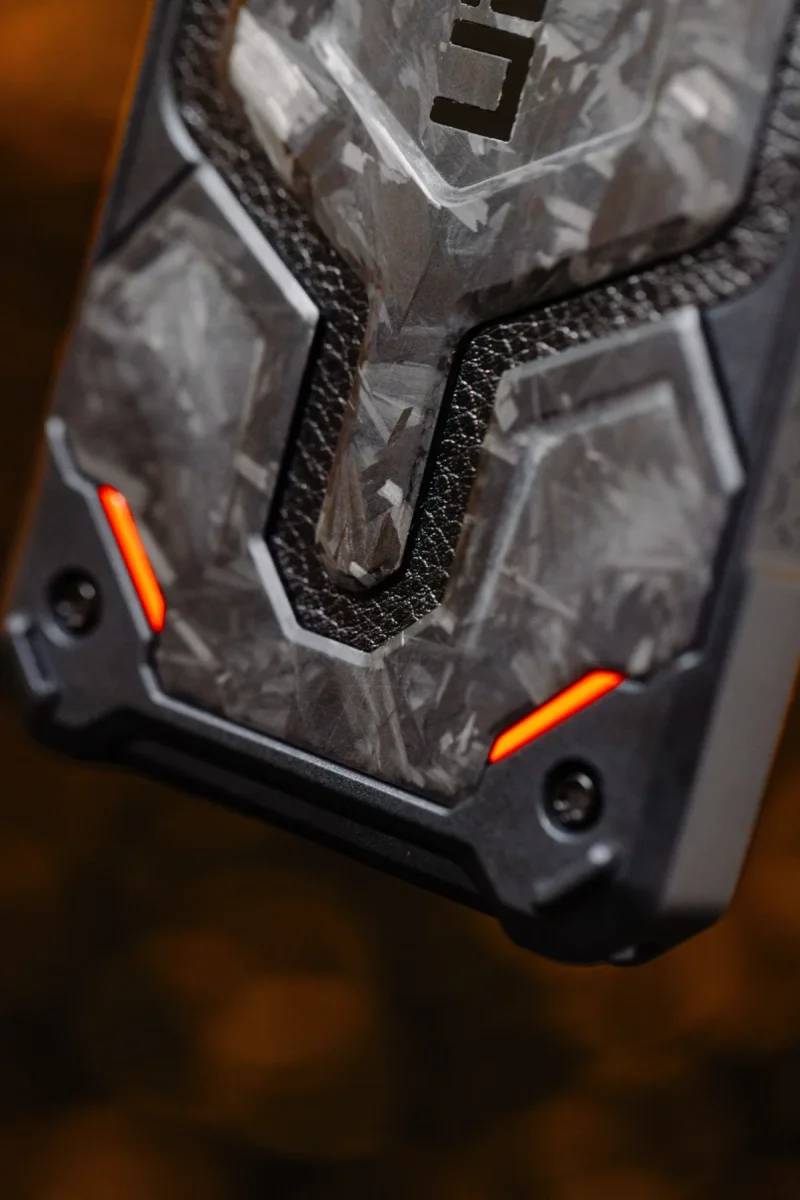UAG Limited Edition Monarch Pro iPhone 15 Pro Max Hoesje Forged Carbon afbeelding 5
