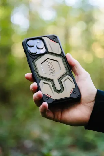 UAG Monarch Pro Apple iPhone 16 Pro Max Hoesje MagSafe Back Cover Kevlar Groen afbeelding 4