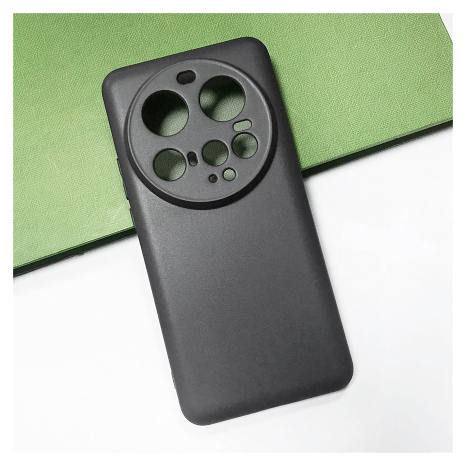Xiaomi 15 Ultra Hoesje Dun TPU Back Cover Matte Zwart afbeelding 4