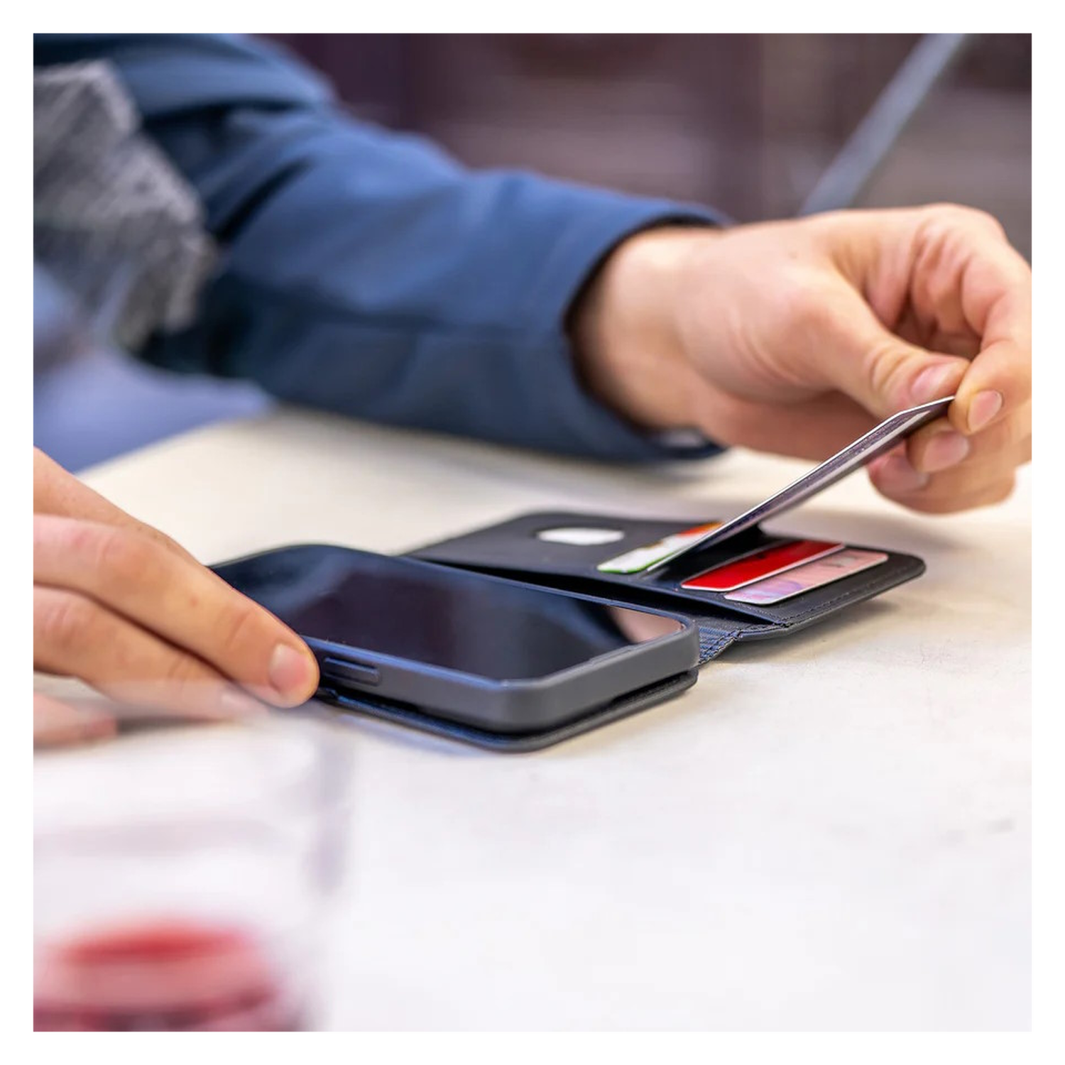SP Connect SPC+ Magnetic Card Wallet Flip Case - MagSafe Kaarthouder Zwart (M) afbeelding 4