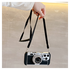 iPhone 14 Pro Hoesje Vintage Retro Camera Back Cover met Koord Zwart afbeelding 3