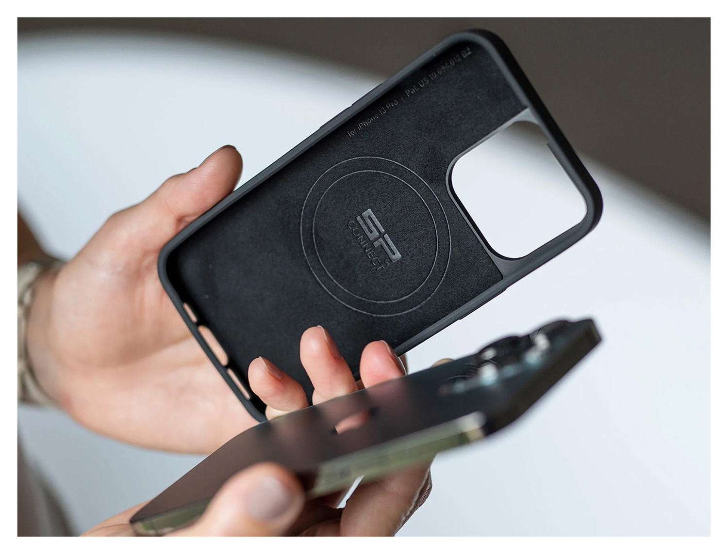 SP Connect SPC+ iPhone 17 Pro Hoesje MagSafe Back Cover Dun Zwart afbeelding 3