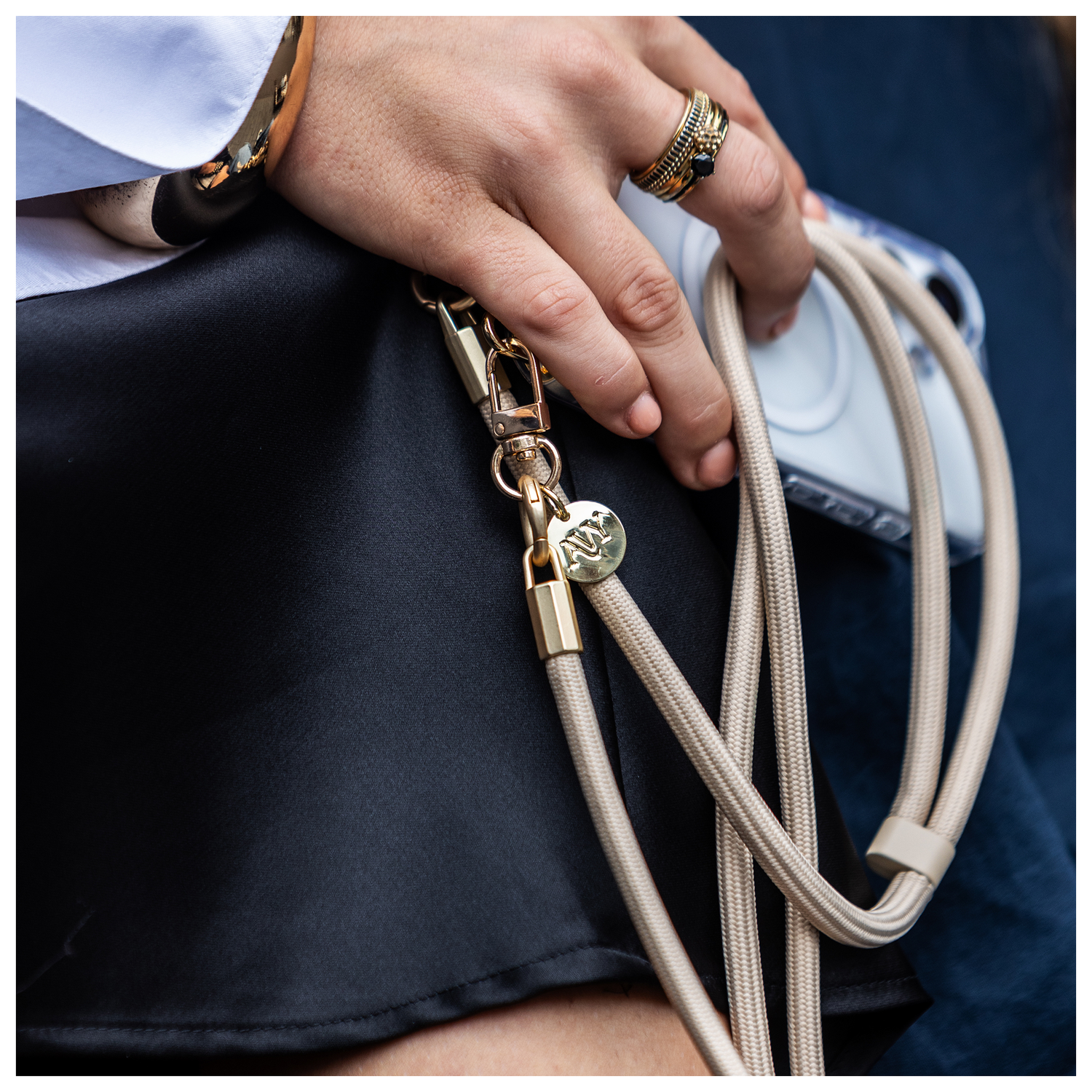 AVY Verstelbaar Crossbody Telefoonkoord / Telefoontouw (130CM) Tressé Beige afbeelding 2
