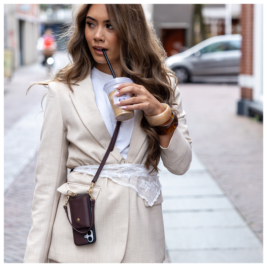 AVY Verstelbaar Leren Crossbody Telefoonkoord (130CM) Leather Chocolate afbeelding 6