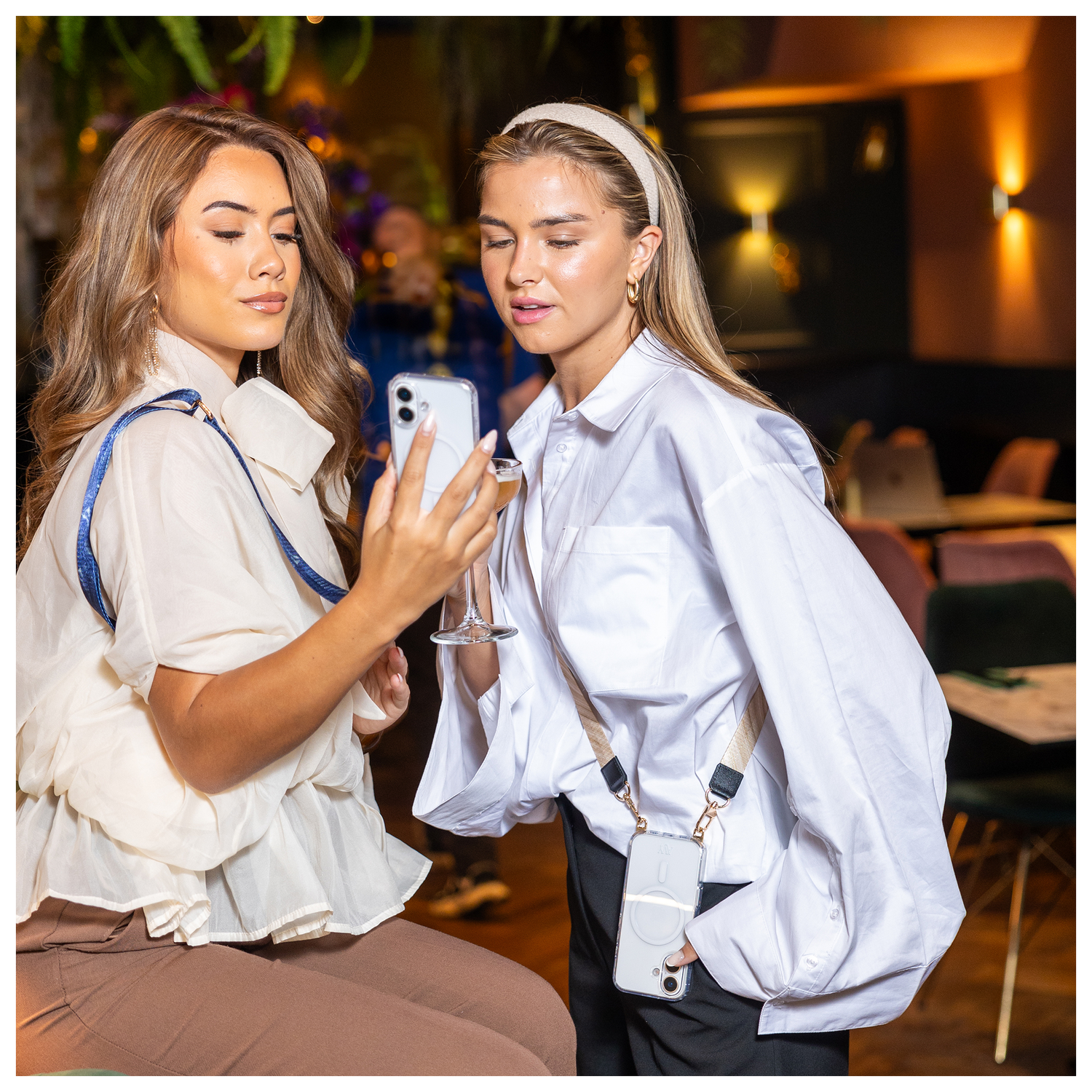 AVY Verstelbaar Nylon Crossbody Telefoonkoord (130CM) Obscura Blue afbeelding 4