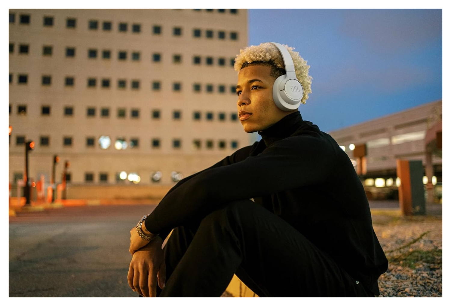 JBL Tune 720BT Draadloze Bluetooth Over-Ear Koptelefoon met 76u Batterij Zwart afbeelding 9