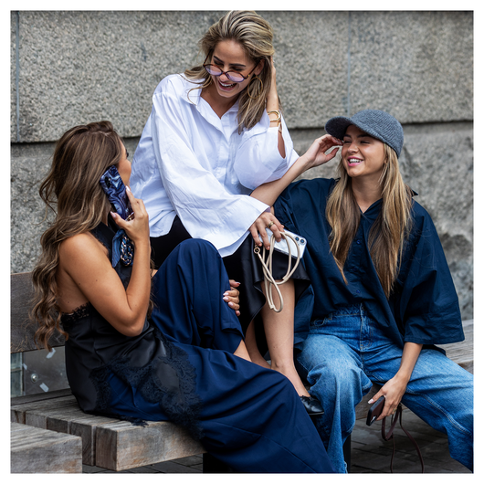 AVY Apple iPhone 16 Pro Hoesje met Koord & MagSafe 130CM Tressé Beige afbeelding 5