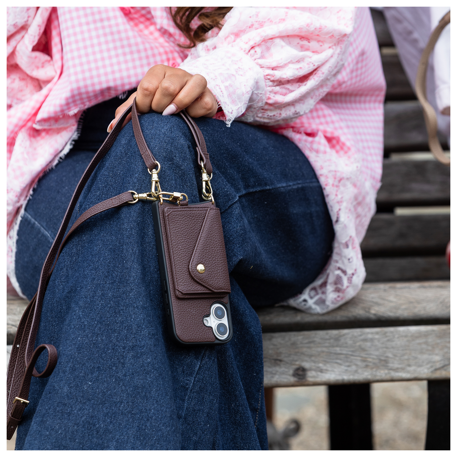 AVY Apple iPhone 17 Bruin Leren Hoesje met Wallet & Koord Short Leather afbeelding 4