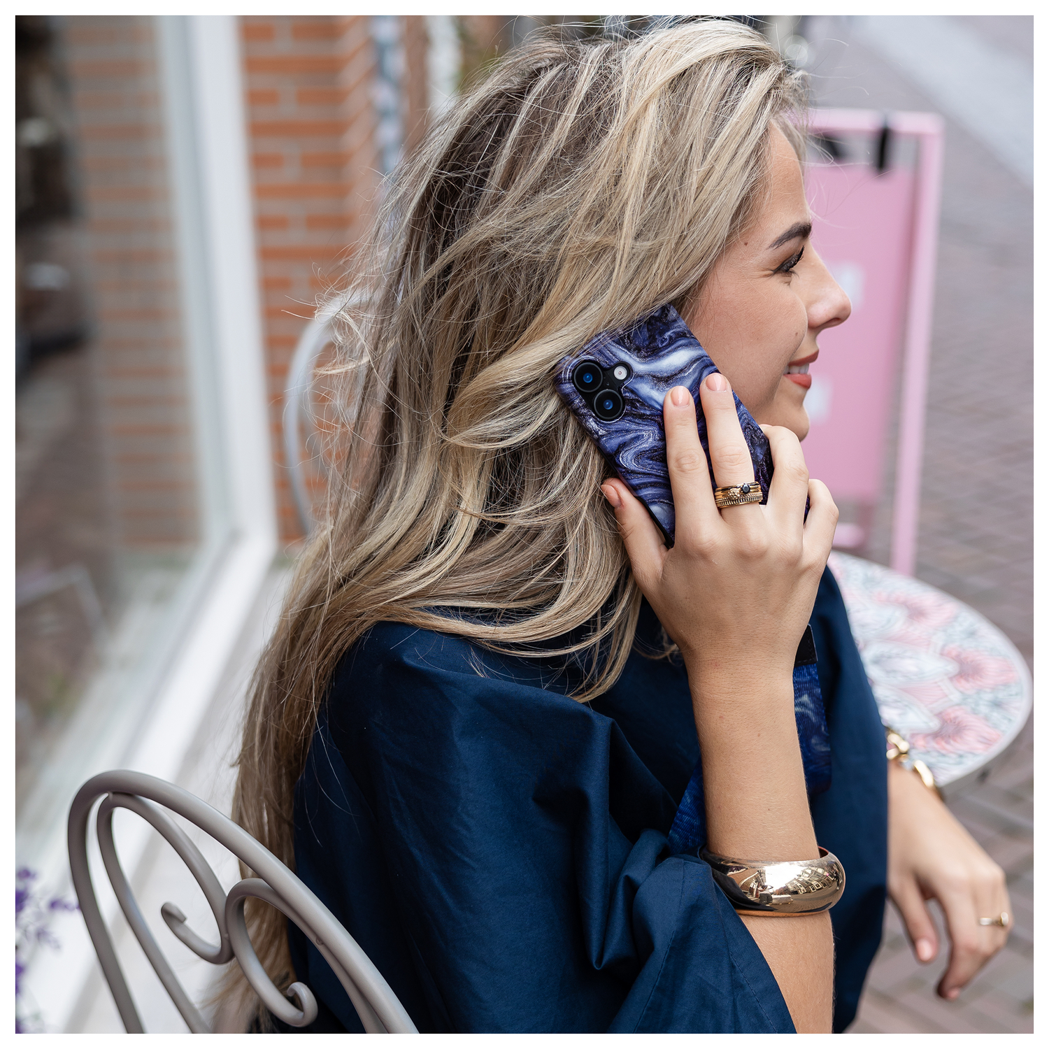 AVY Apple iPhone 15 MagSafe Hoesje met Koord 130CM Obscura Blue afbeelding 4