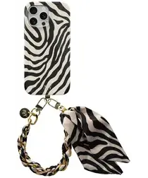 AVY Apple iPhone 13 Pro MagSafe Hoesje met Koord 32CM Serengeti Zebra afbeelding