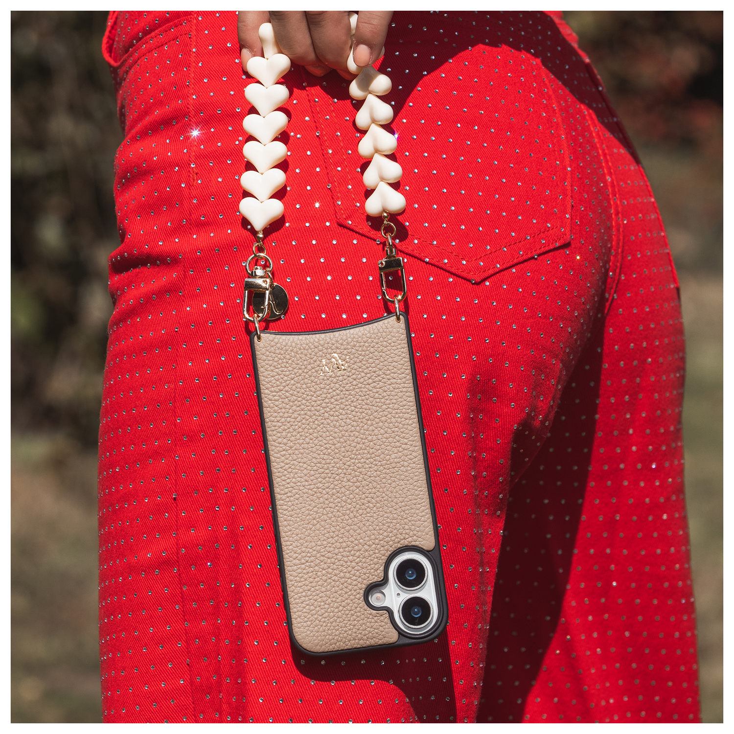 AVY Apple iPhone 16 Bruin Leren Hoesje met Koord Cupid Beige afbeelding 3