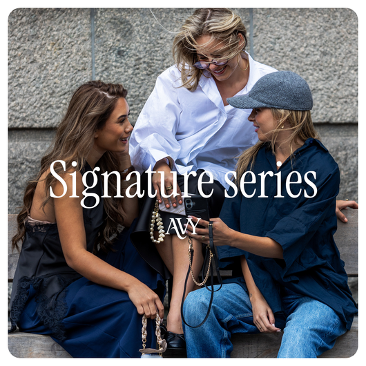 AVY Apple iPhone 15 Pro - Classic Kit - Leather Zwart afbeelding 13