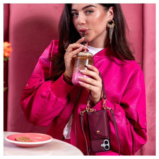 AVY Apple iPhone 16 - Classic Kit - Leather Burgundy afbeelding 2