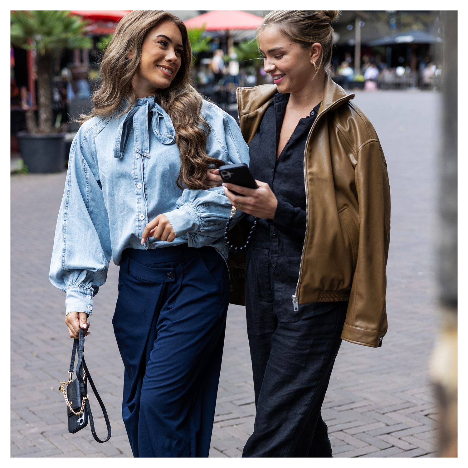 AVY Samsung Galaxy A56 - Styled Kit - Zwart - Leather Set afbeelding 3