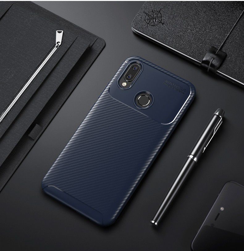 Huawei P Smart Plus Siliconen Carbon Hoesje Blauw afbeelding 5