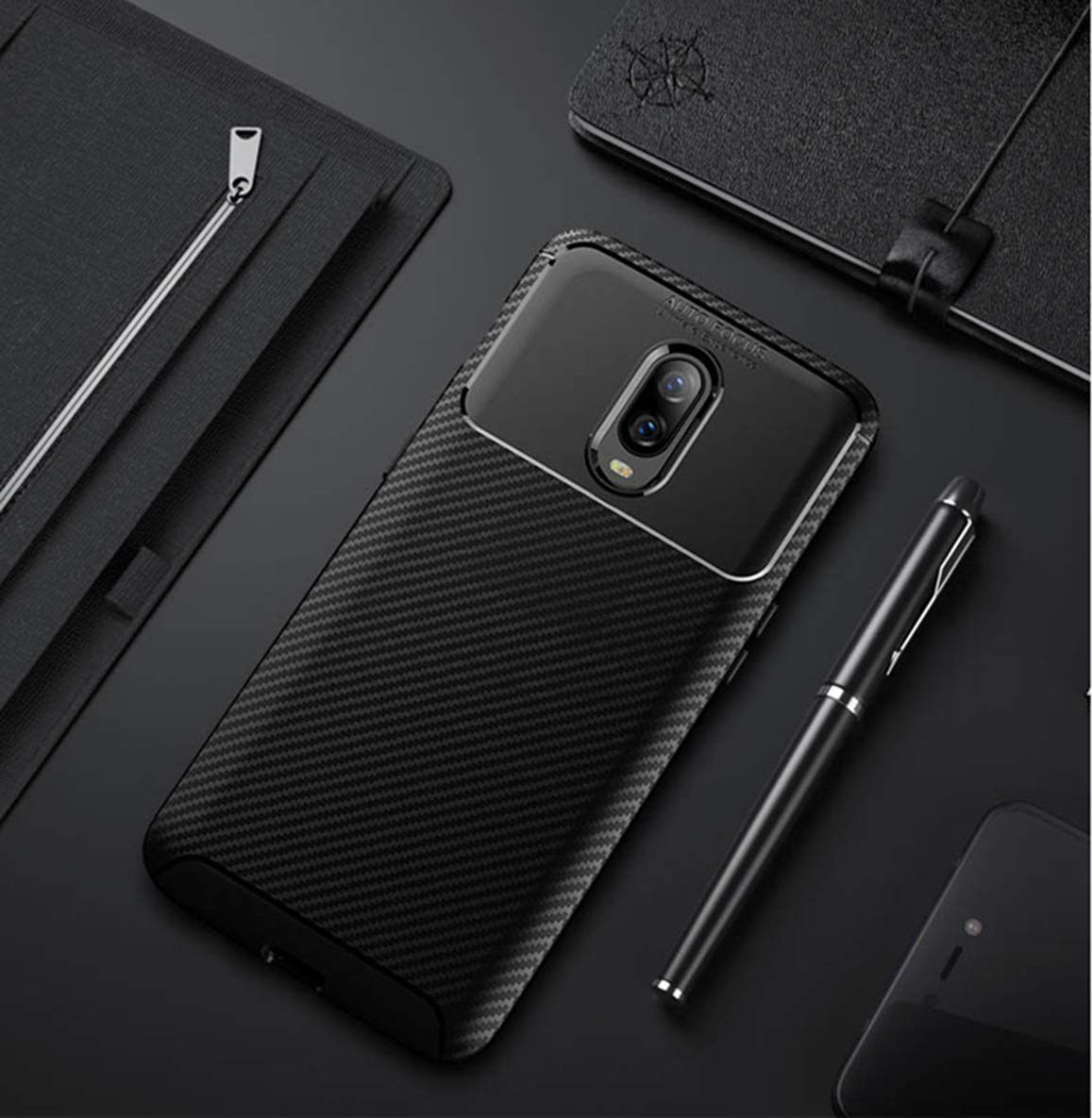 OnePlus 6T Siliconen Carbon Hoesje Zwart afbeelding 8