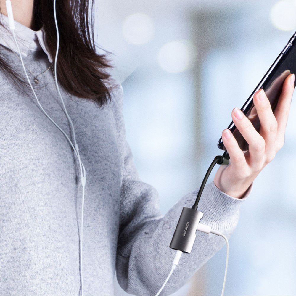 Dux Ducis USB-C Splitter naar 3.5mm Jack Aux + USB-C Oplaadpoort afbeelding 2