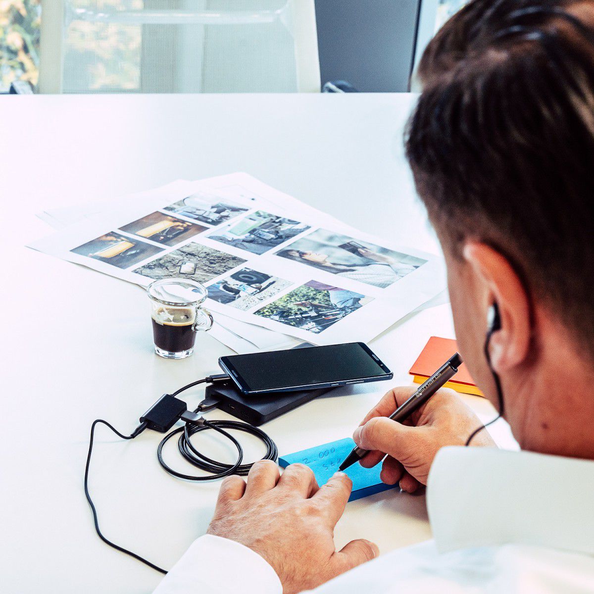 4smarts Active SoundSplit USB-C naar USB-C en 3.5mm Aux Audio Splitter afbeelding 2