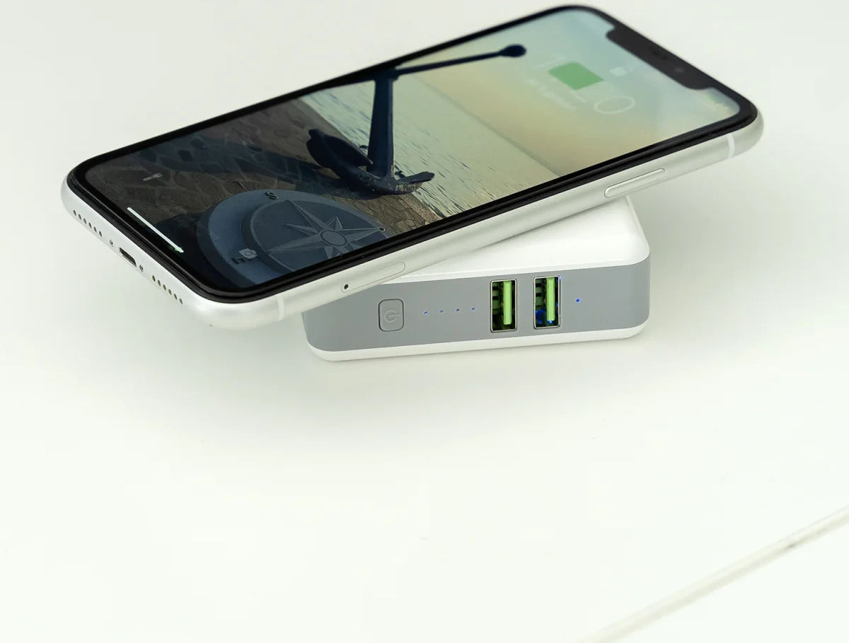 4smarts Powerbank 5.200 mAh met Draadloze Oplader en Reislader Set Wit afbeelding 14