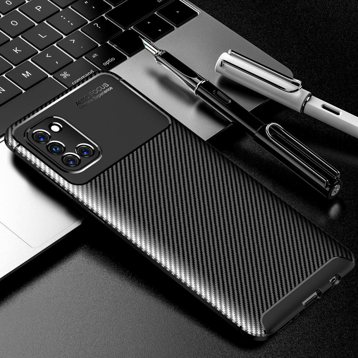 Samsung Galaxy A31 Hoesje Siliconen Carbon TPU Back Cover Zwart afbeelding 4
