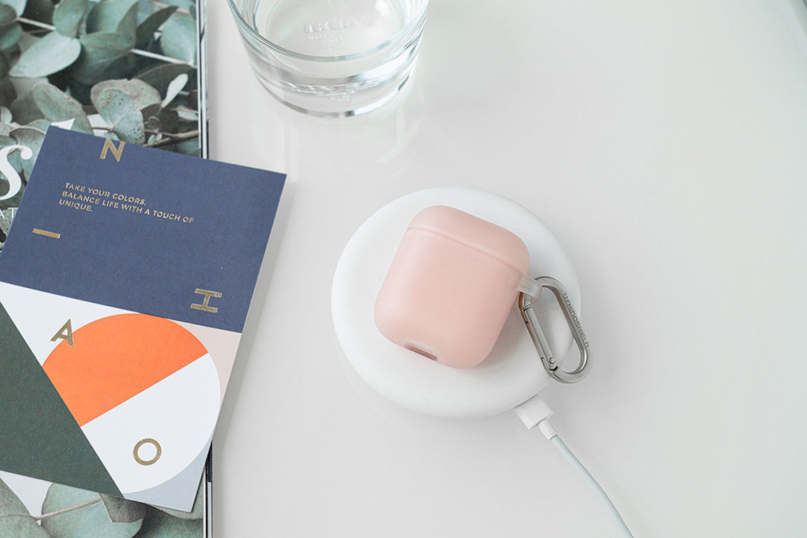 RhinoShield Apple AirPods Hard Plastic Hoesje Roze afbeelding 4