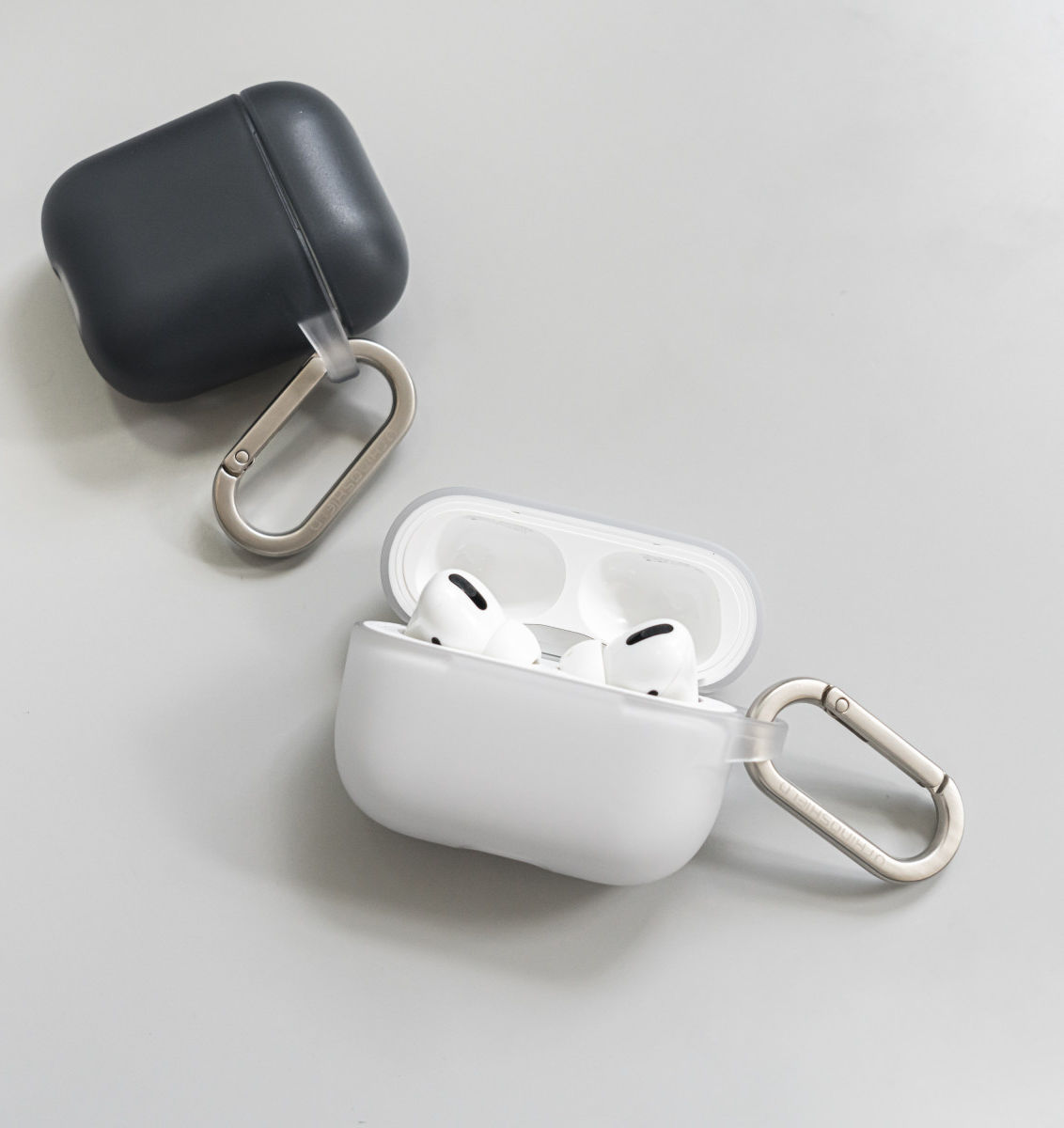 RhinoShield Apple AirPods Pro Hoesje Hard Plastic Wit afbeelding 4