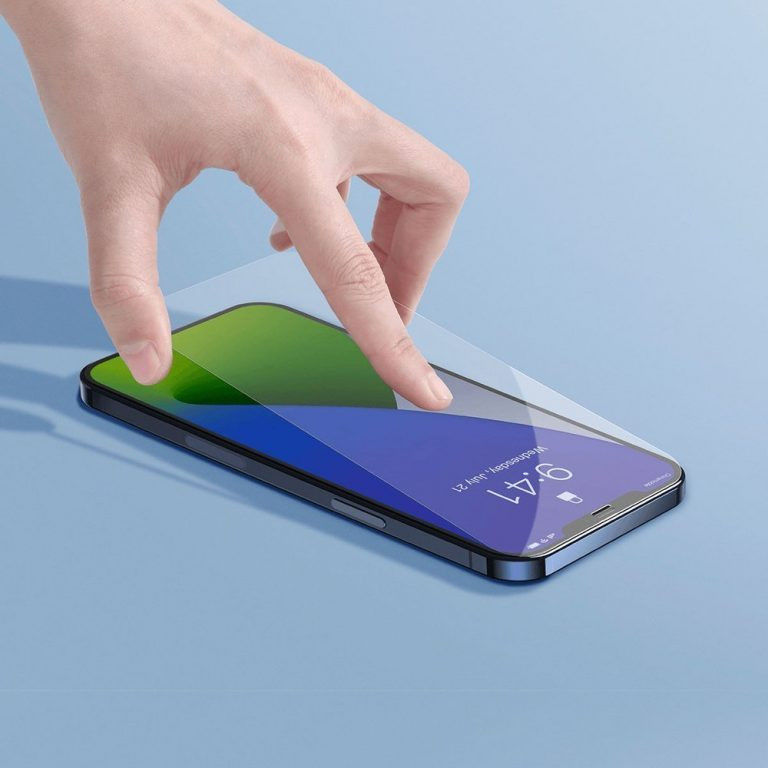 Baseus Apple iPhone 12/12 Pro Anti-Bluelight Screenprotector (2-Pack) afbeelding 4